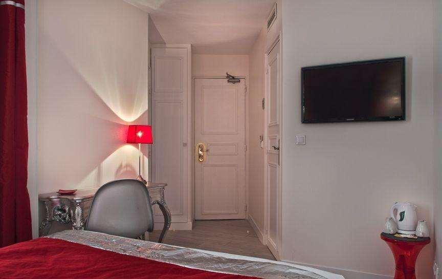 B Square 3* Paris